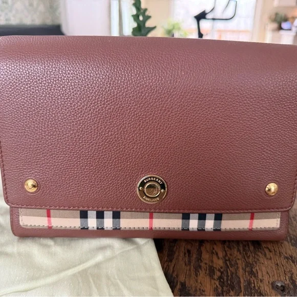 Burberry Vintage Checked Note Crossbody Bag - Picture 5 of 15